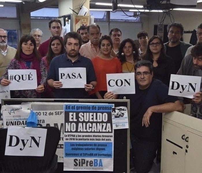 Versiones de cierre de la agencia DYN