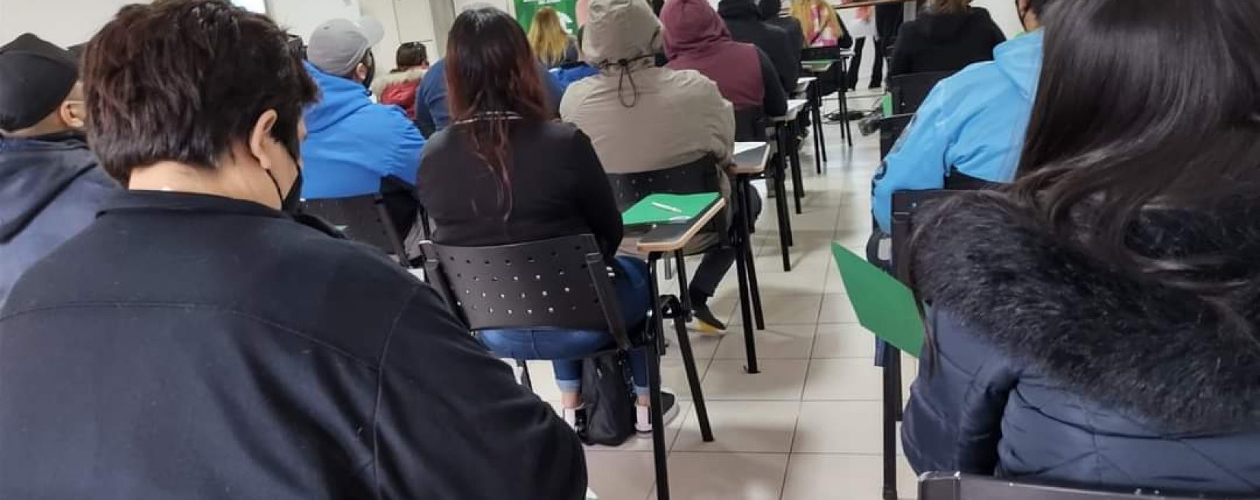 Mujeres conductoras de unidades de transporte